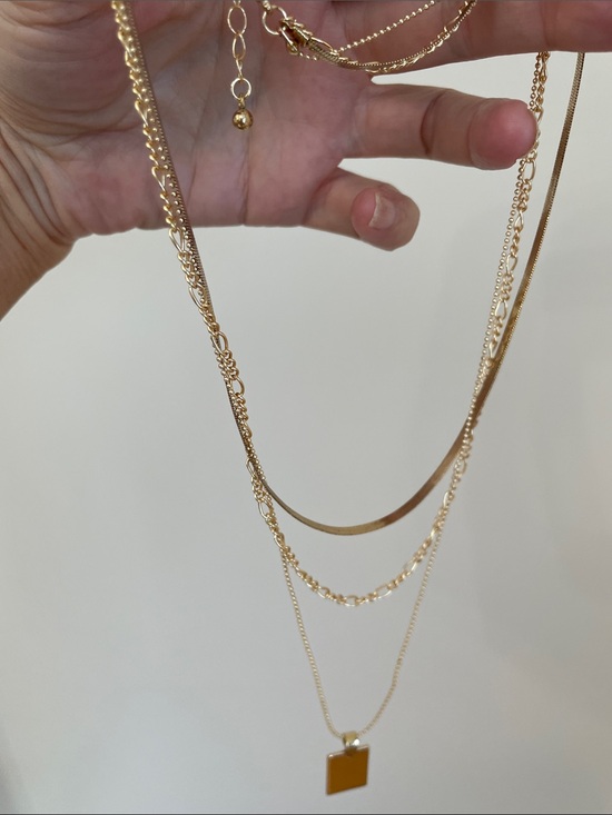 Simons Jewelry - Gold Layered Pendant Necklace
